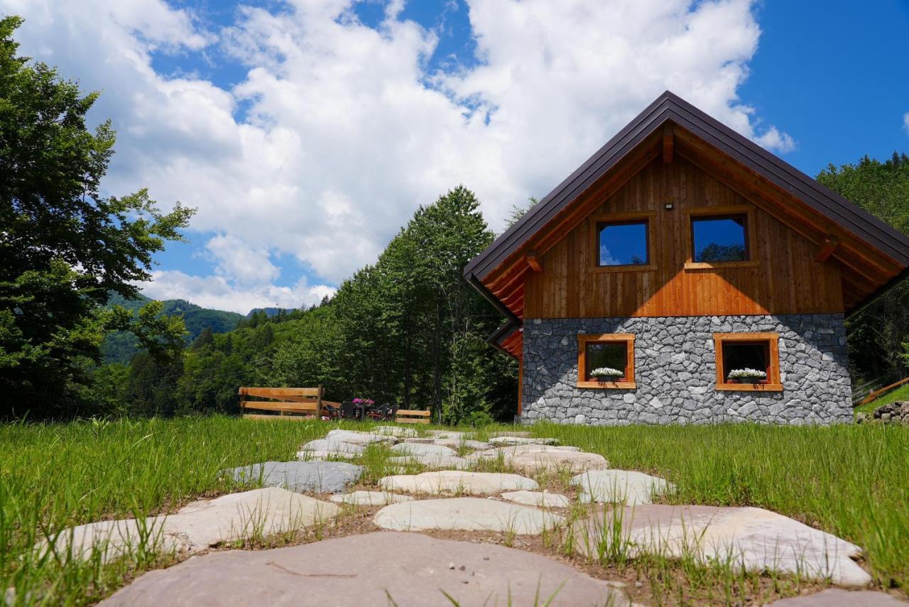 Chalet Navauce Raveo 外观 照片