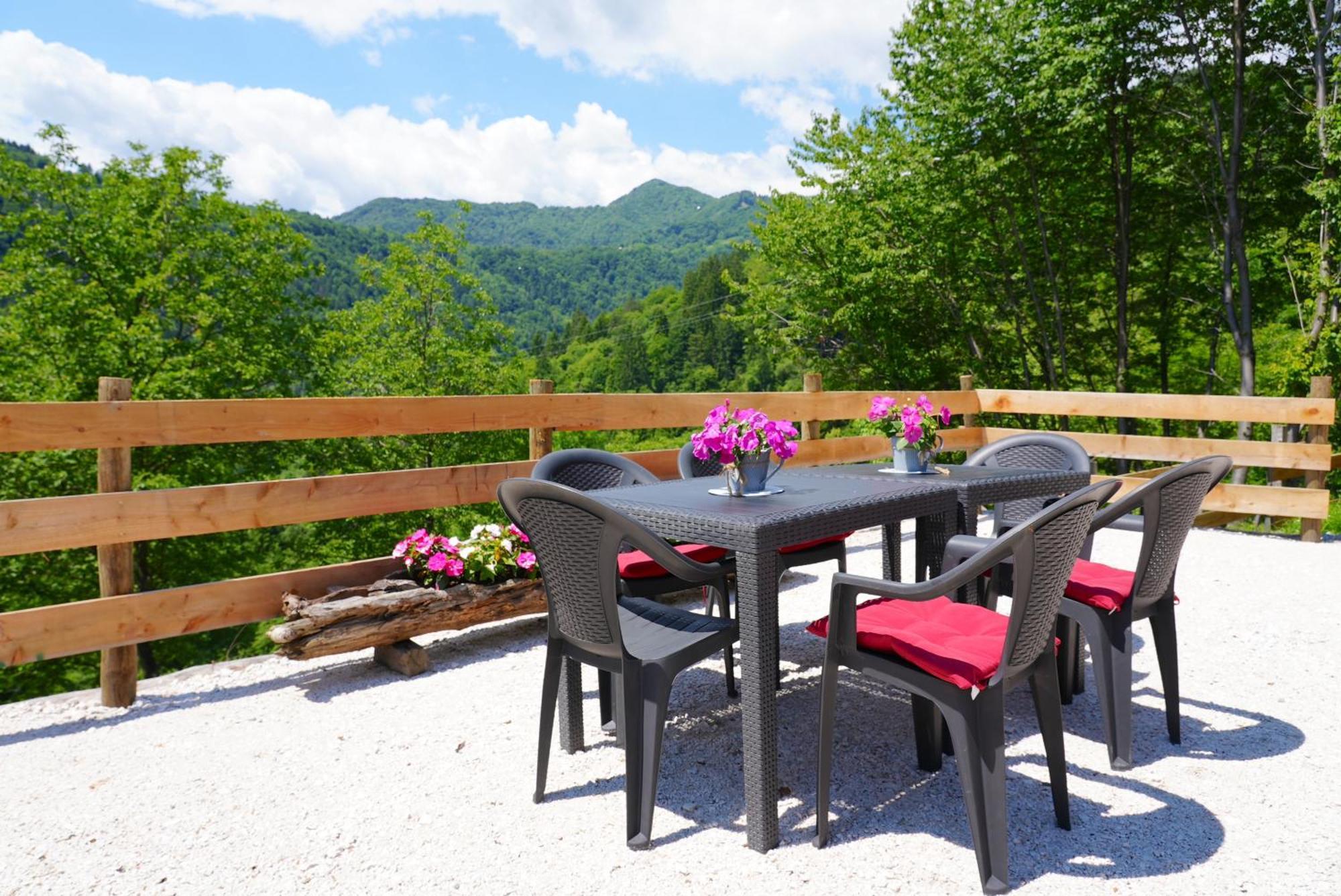 Chalet Navauce Raveo 外观 照片