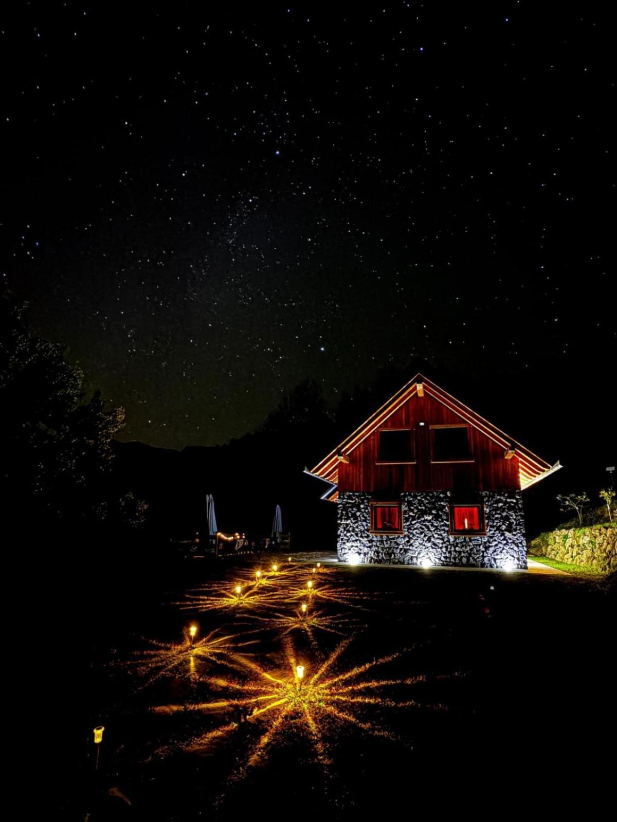 Chalet Navauce Raveo 外观 照片